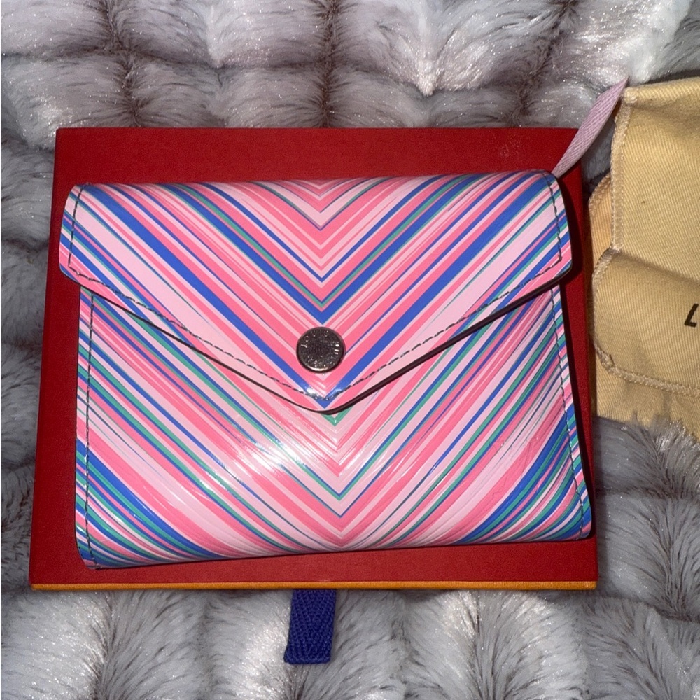 LV Epi Tropical Portefeuille Victorine
Trifold Wallet- Rare item